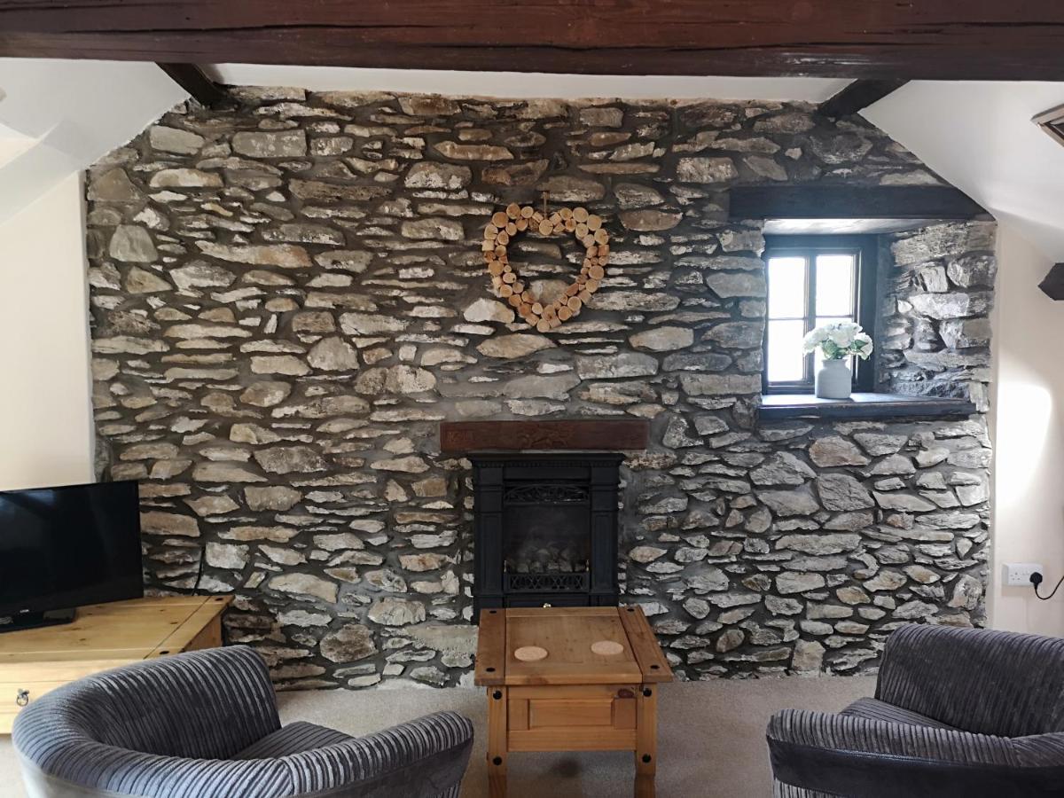 Red Lion Hotel Ystrad Meurig Εξωτερικό φωτογραφία