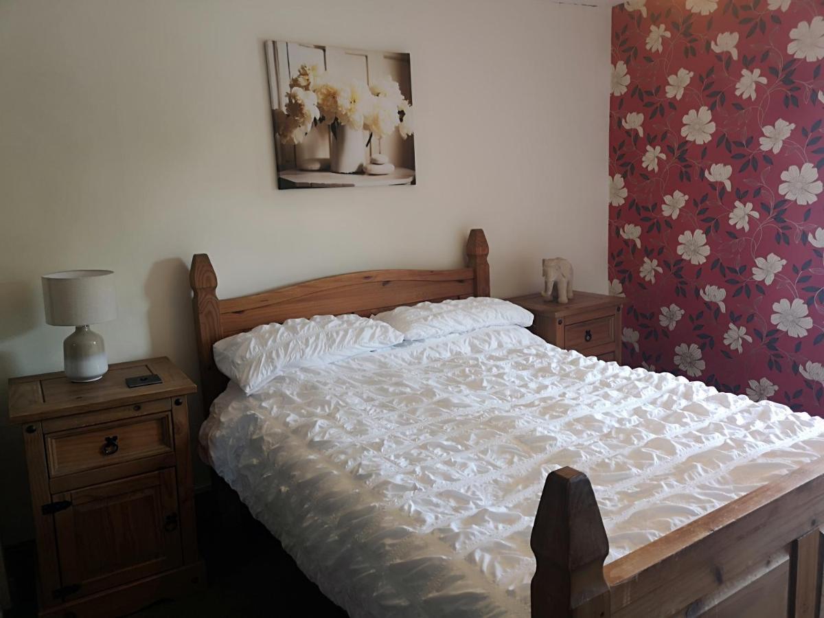 Red Lion Hotel Ystrad Meurig Εξωτερικό φωτογραφία
